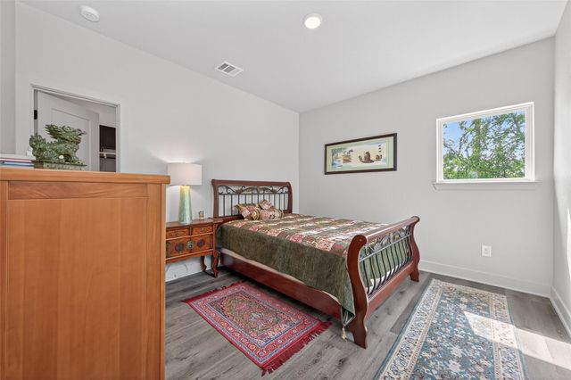 9979 Pebble Glen Drive, Conroe, TX 77304
