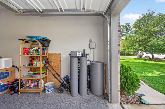 9979 Pebble Glen Drive, Conroe, TX 77304