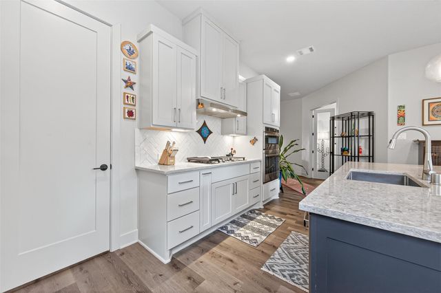9979 Pebble Glen Drive, Conroe, TX 77304
