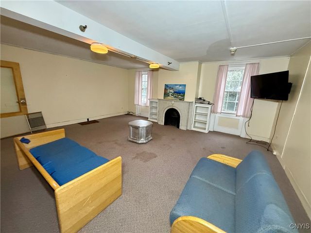 15 Sullivan Street, Cazenovia, NY 13035