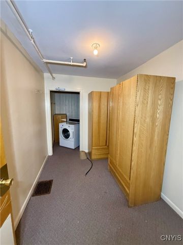 15 Sullivan Street, Cazenovia, NY 13035