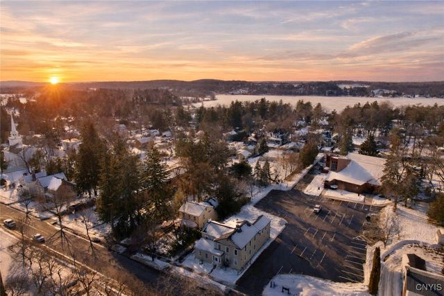 15 Sullivan Street, Cazenovia, NY 13035