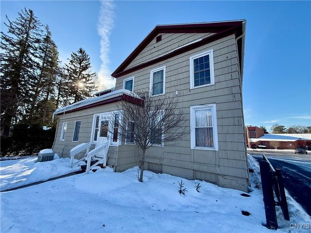 15 Sullivan Street, Cazenovia, NY 13035