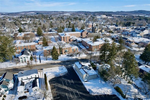 15 Sullivan Street, Cazenovia, NY 13035