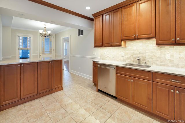 147 Beekman Avenue 1st Floor, Sleepy Hollow, NY 10591