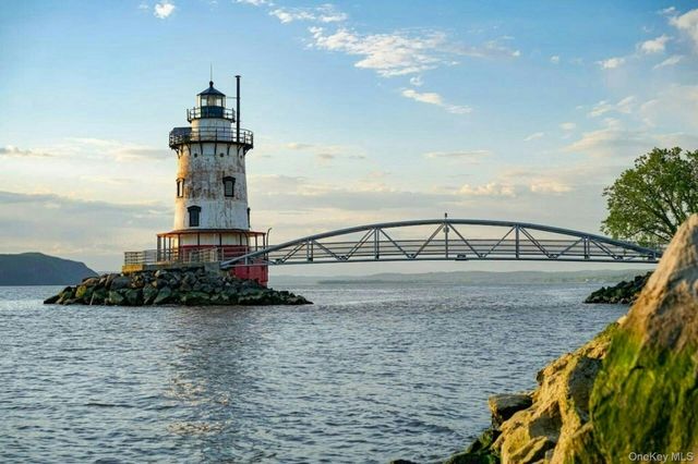 147 Beekman Avenue 1st Floor, Sleepy Hollow, NY 10591