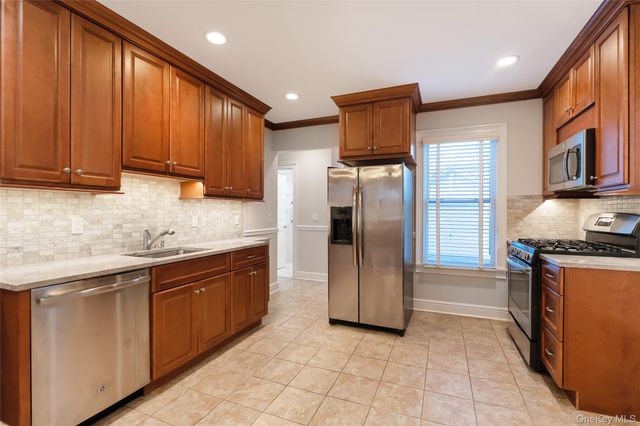 147 Beekman Avenue 1st Floor, Sleepy Hollow, NY 10591