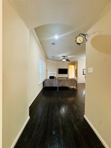 1041 Lone Ivory Trail, Arlington, TX 76005