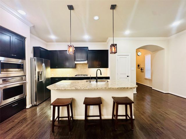 1041 Lone Ivory Trail, Arlington, TX 76005