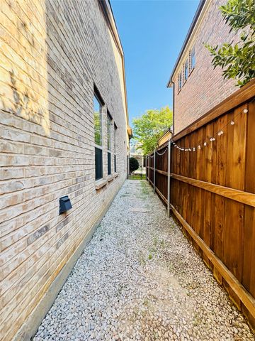 1041 Lone Ivory Trail, Arlington, TX 76005