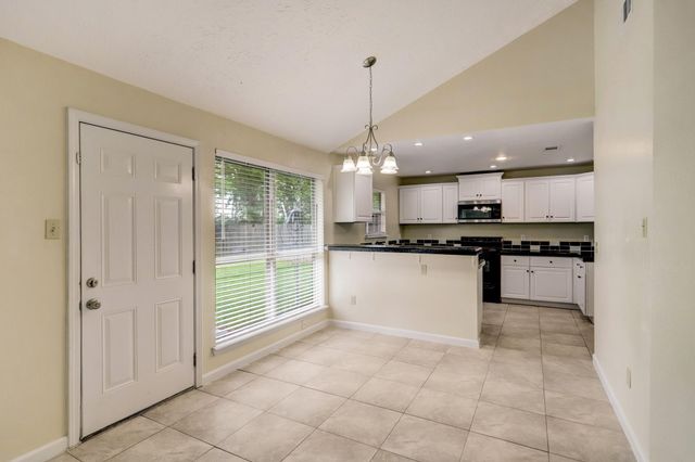 7303 Shoshone Drive, Baytown, TX 77521