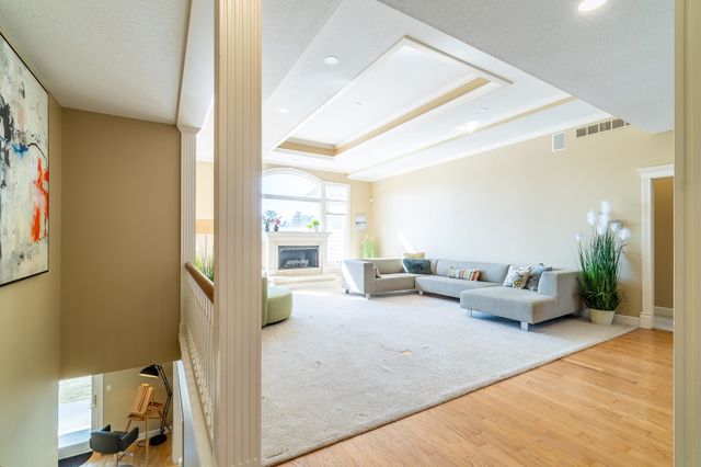 12027 Sycamore Lakes Court, Fort Wayne, IN 46814