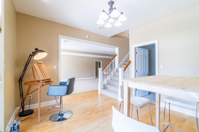 12027 Sycamore Lakes Court, Fort Wayne, IN 46814