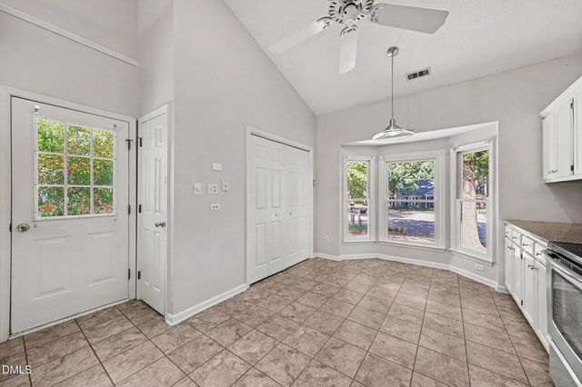 12104 Queensbridge Court, Raleigh, NC 27613