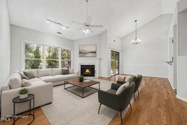 12104 Queensbridge Court, Raleigh, NC 27613