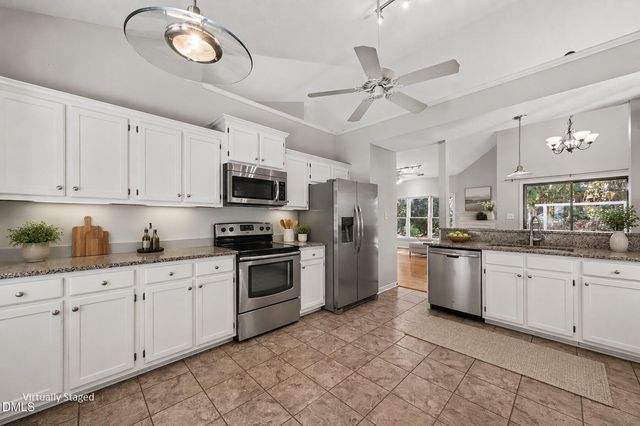12104 Queensbridge Court, Raleigh, NC 27613