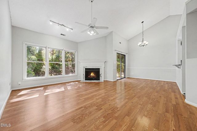 12104 Queensbridge Court, Raleigh, NC 27613