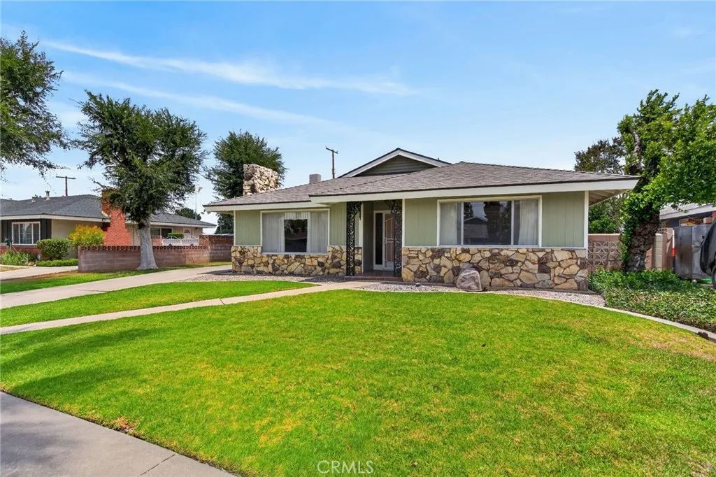 4963 Carlingford Avenue, Riverside, CA 92504