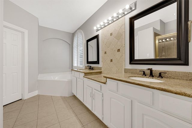 8619 Arranmore Lane, Houston, TX 77095