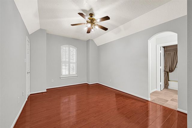 8619 Arranmore Lane, Houston, TX 77095