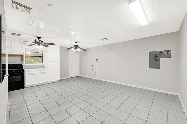 8619 Arranmore Lane, Houston, TX 77095