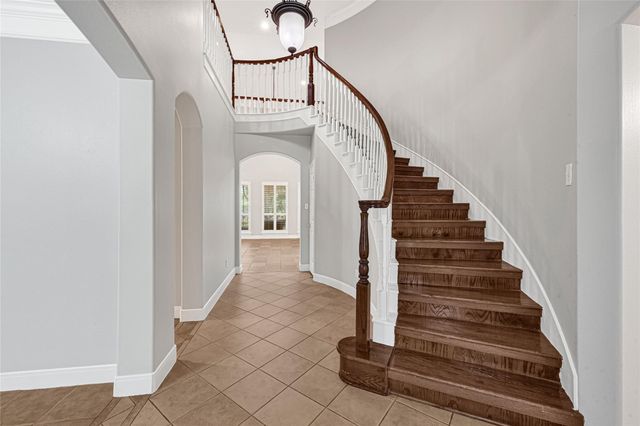 8619 Arranmore Lane, Houston, TX 77095