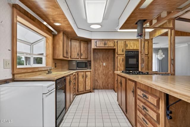 26 Sherwood Drive, Westlake Village, CA 91361