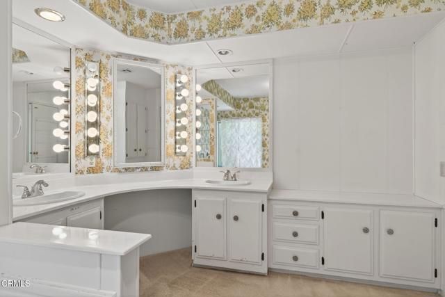 26 Sherwood Drive, Westlake Village, CA 91361