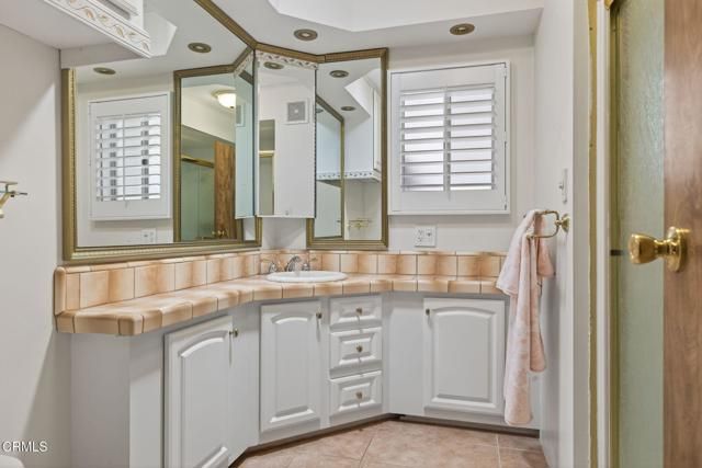 26 Sherwood Drive, Westlake Village, CA 91361