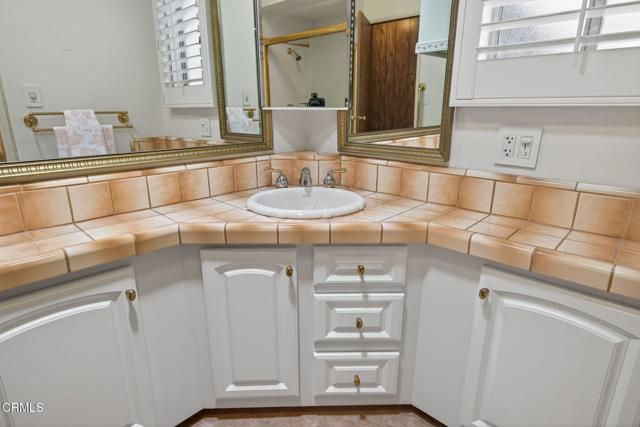 26 Sherwood Drive, Westlake Village, CA 91361