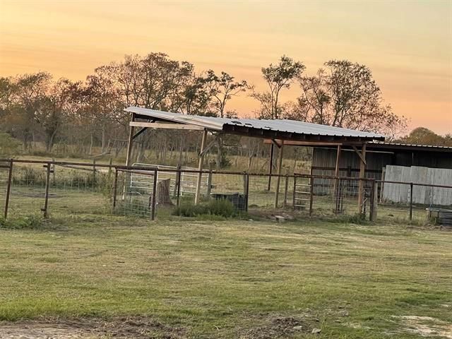 16508 Wilber Road, Hamshire, TX 77622