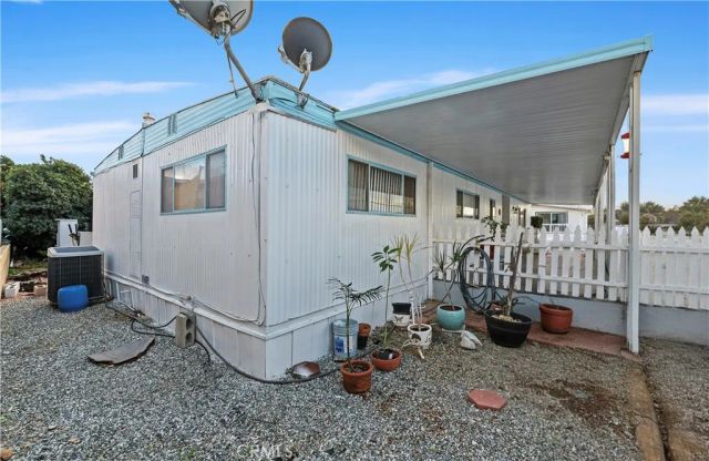 950 California St 49, Calimesa, CA 92320