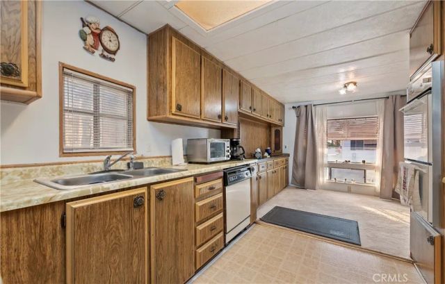 950 California St 49, Calimesa, CA 92320