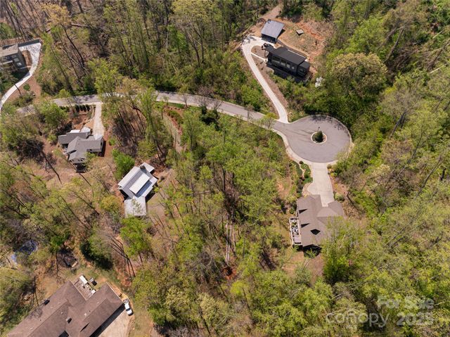 15 La Grange Drive, Asheville, NC 28805