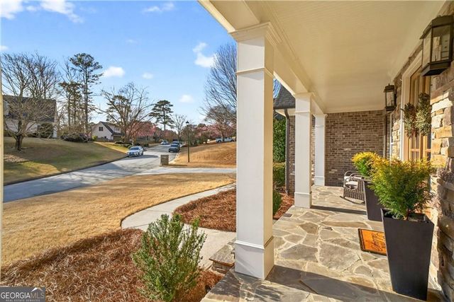 12630 Silver Fox Court, Roswell, GA 30075