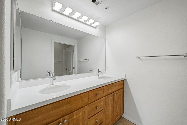 295 N RURAL Road 142, Chandler, AZ 85226