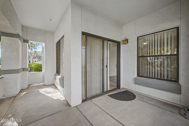 295 N RURAL Road 142, Chandler, AZ 85226