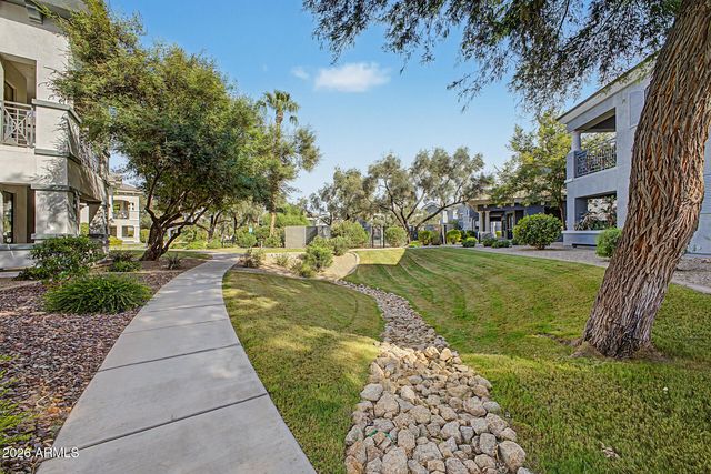 295 N RURAL Road 142, Chandler, AZ 85226