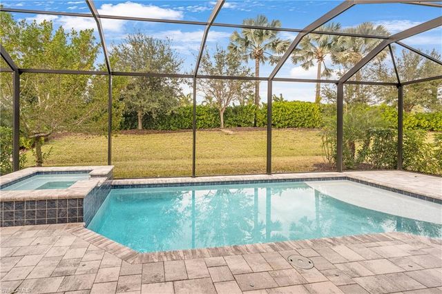 14586 Kelson CIR, Naples, FL 34114