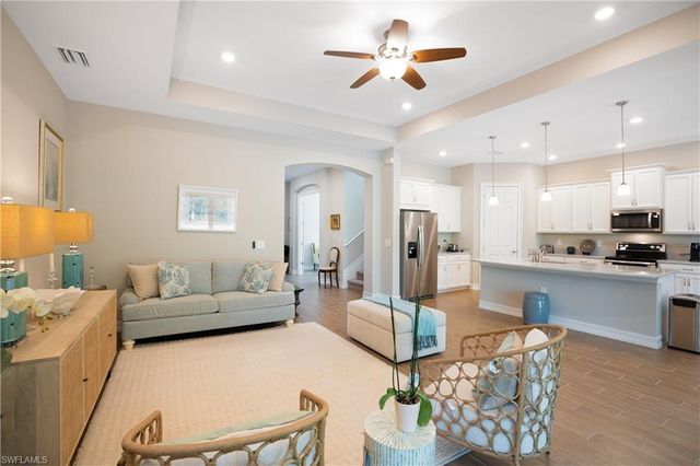 14586 Kelson CIR, Naples, FL 34114