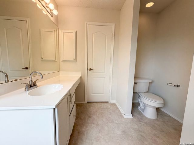 18625 WOODED CRK, San Antonio, TX 78259