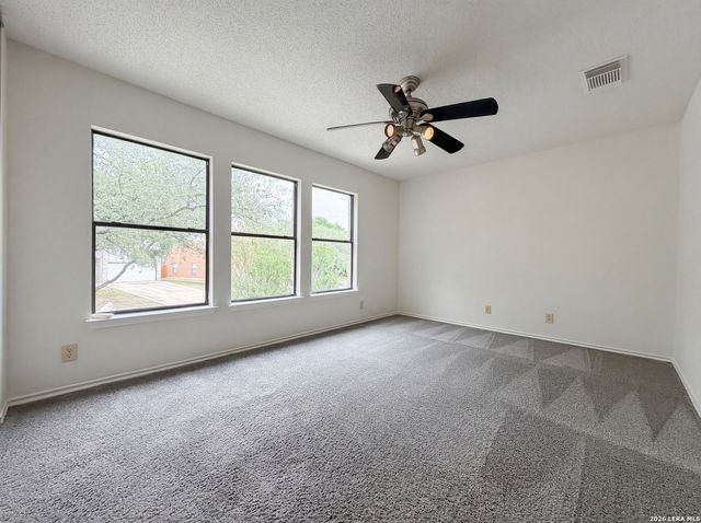 18625 WOODED CRK, San Antonio, TX 78259