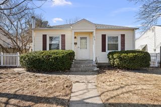 2618 Esplanade Avenue, Davenport, IA 52803