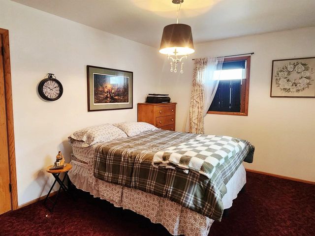 64 N ST JOSEPHS LANE, Fond Du Lac, WI 54935