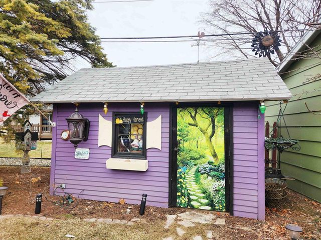 64 N ST JOSEPHS LANE, Fond Du Lac, WI 54935