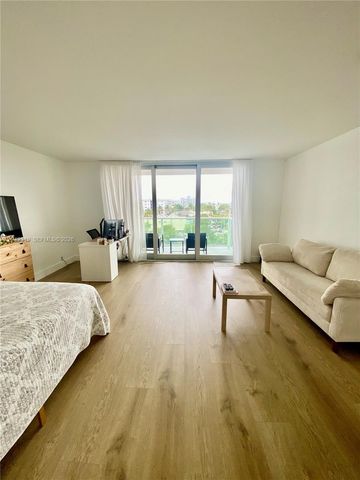 1000 W Avenue 531 531, Miami Beach, FL 33139