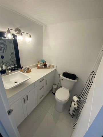 1000 W Avenue 531 531, Miami Beach, FL 33139