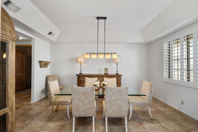 72550 Greenbriar Lane, Palm Desert, CA 92260