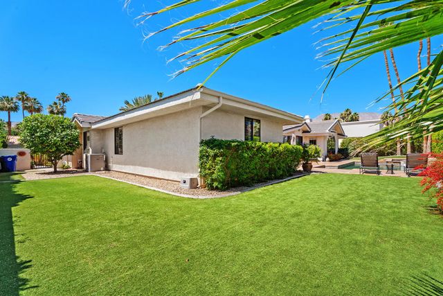 72550 Greenbriar Lane, Palm Desert, CA 92260