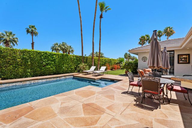 72550 Greenbriar Lane, Palm Desert, CA 92260